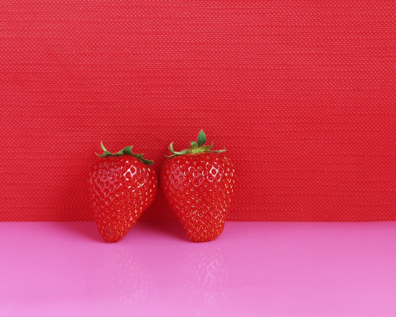壁纸1280x1024鲜鲜草莓壁纸壁纸 鲜鲜草莓壁纸壁纸 鲜鲜草莓壁纸图片 鲜鲜草莓壁纸素材 植物壁纸 植物图库 植物图片素材桌面壁纸